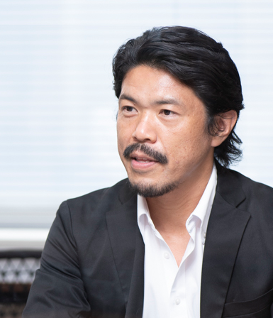 井上 亮太郎 氏