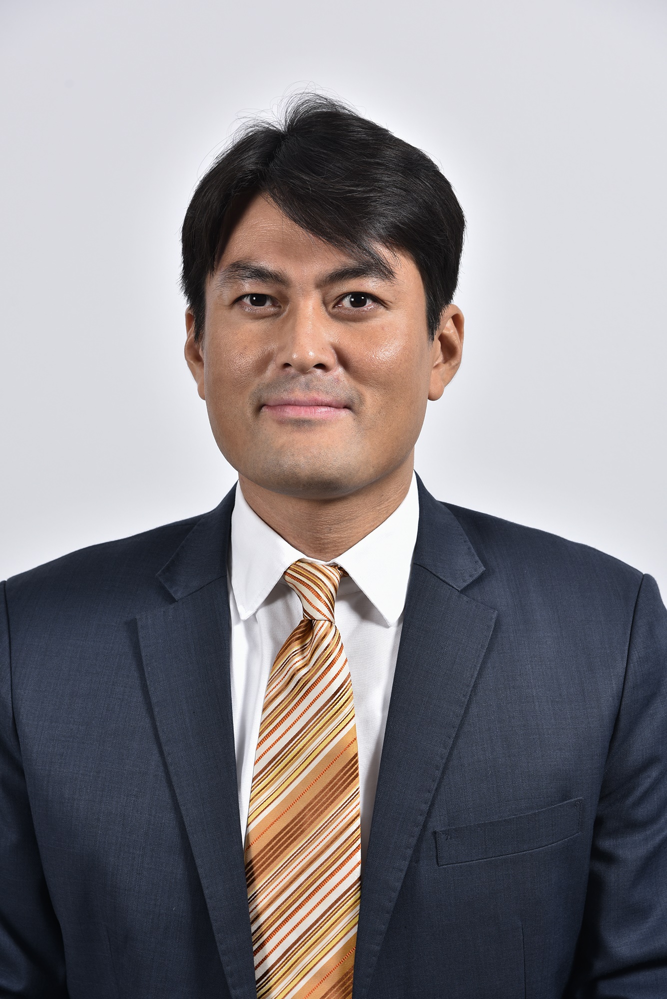 柴田 哲男 氏