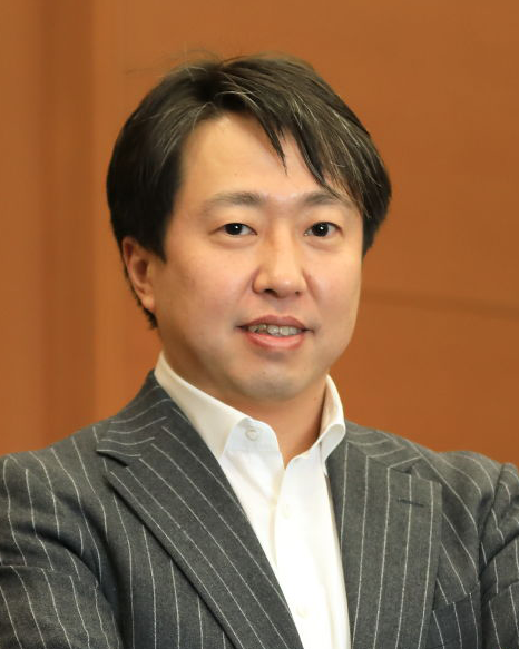 土取 義朗 氏
