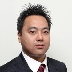 堀 学